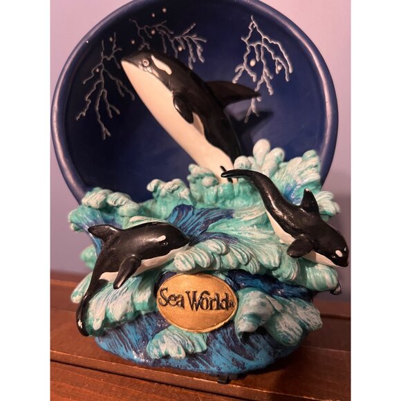 Y2K Sea World Orca Ceramic LightUp Musical Collectible Figurine Sealife WORKS‎ - Picture 2 of 13